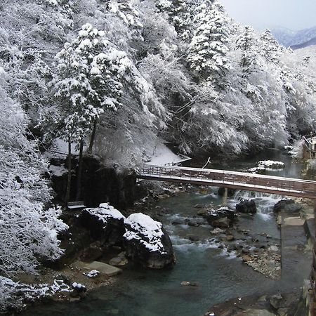 Shima-Onsen Toshimaya Nakanojo Exteriér fotografie
